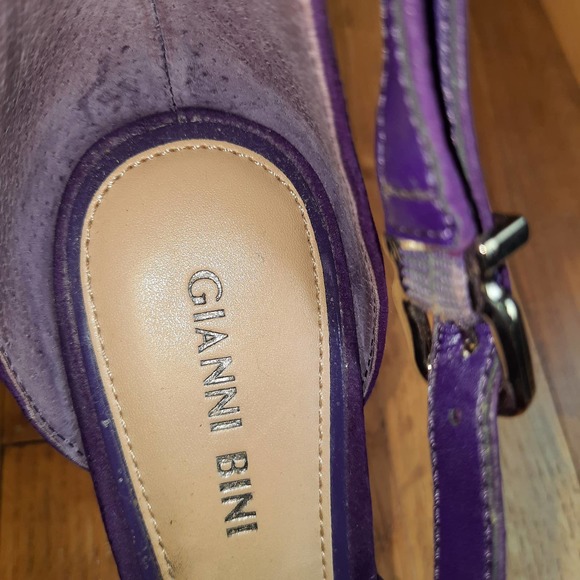 Gianni Bini Purple Strappy Ankle Dress Sandals - Picture 3 of 9